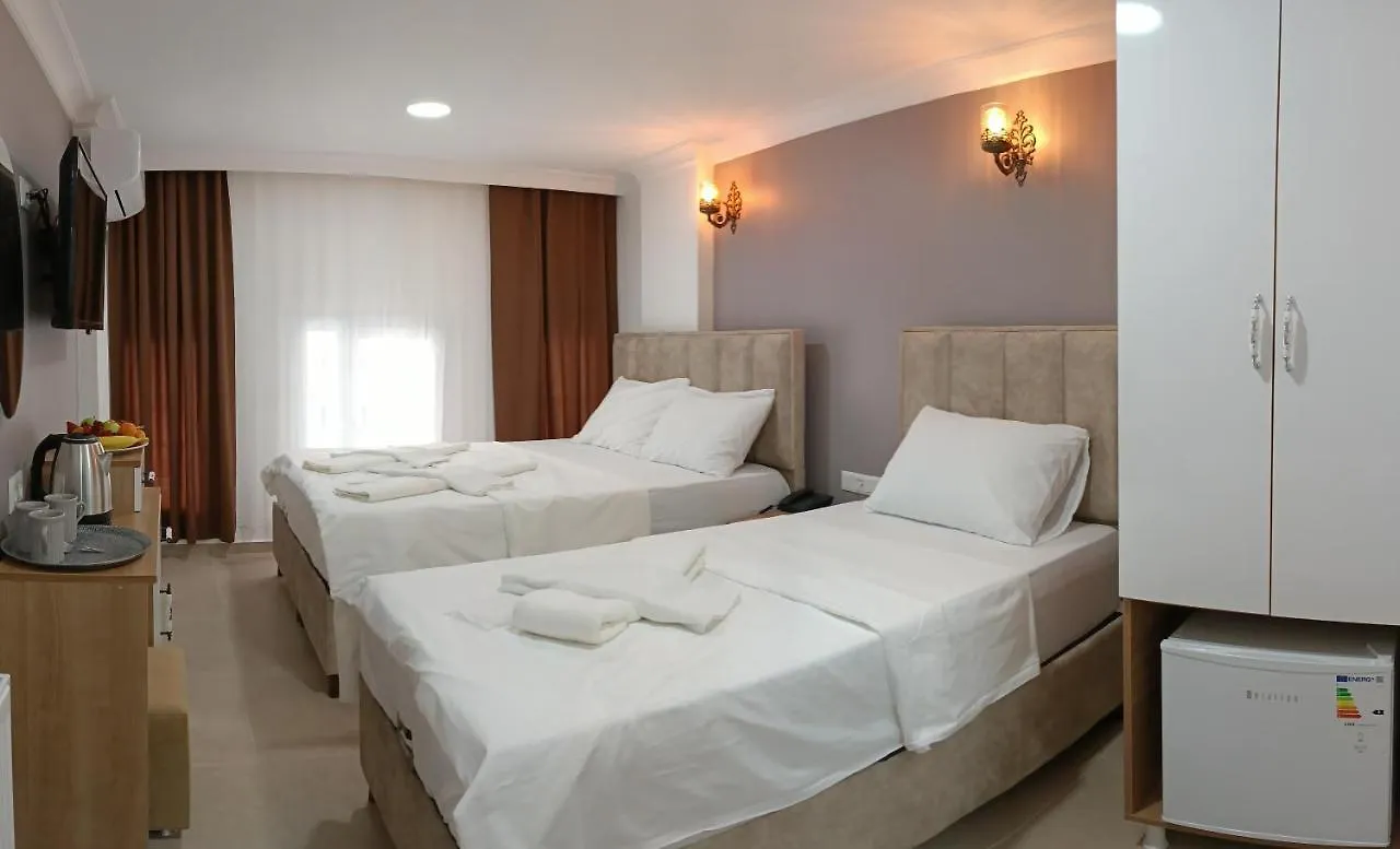 Laos Otel Istambul 0*,