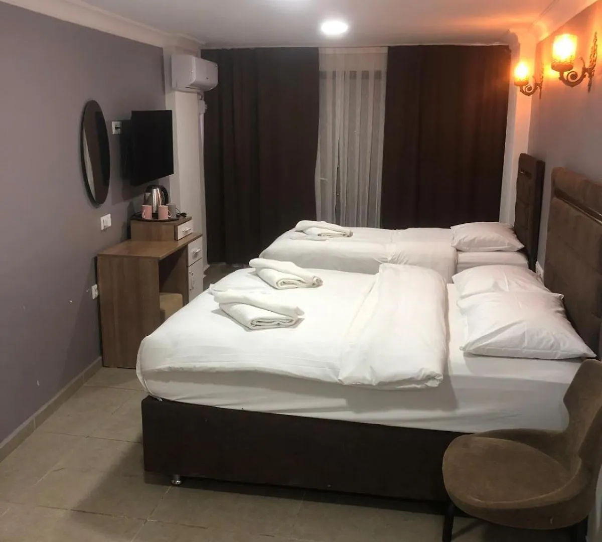 Laos Otel Istambul