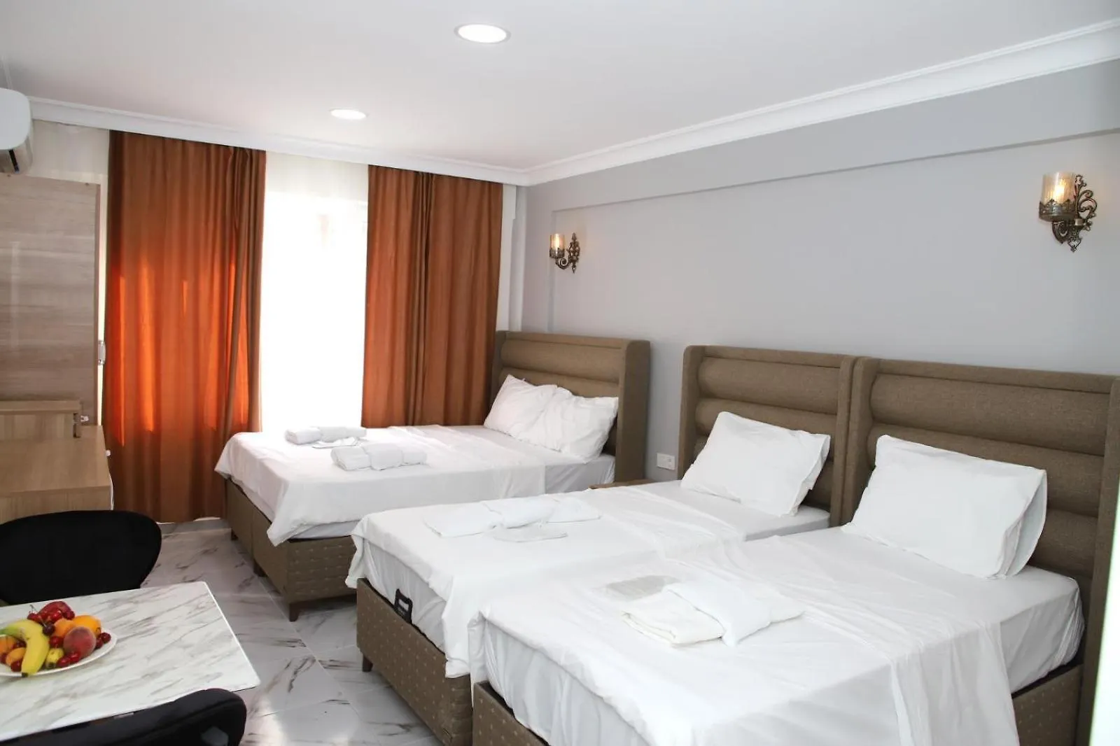 Laos Otel Istambul Turquie