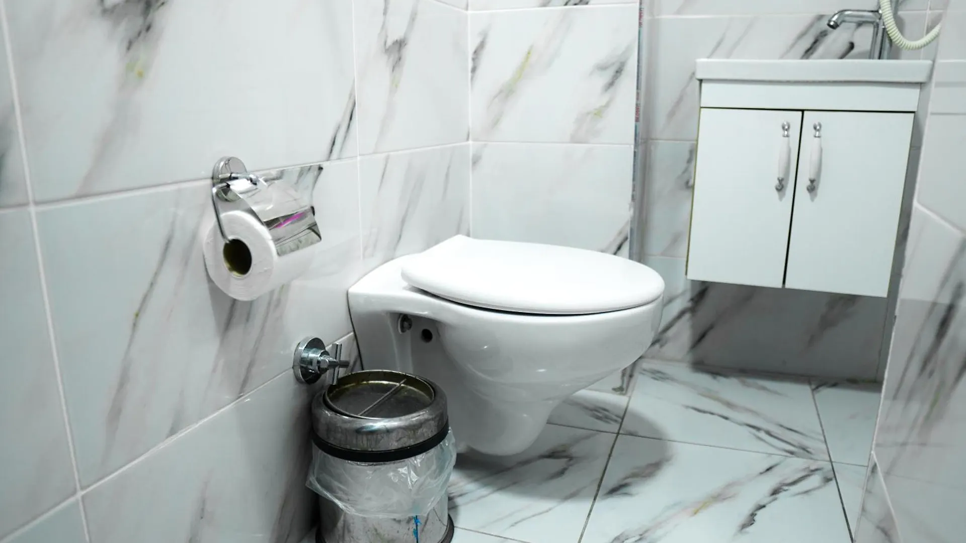 Laos Otel İstanbul 0*,  Türkiye