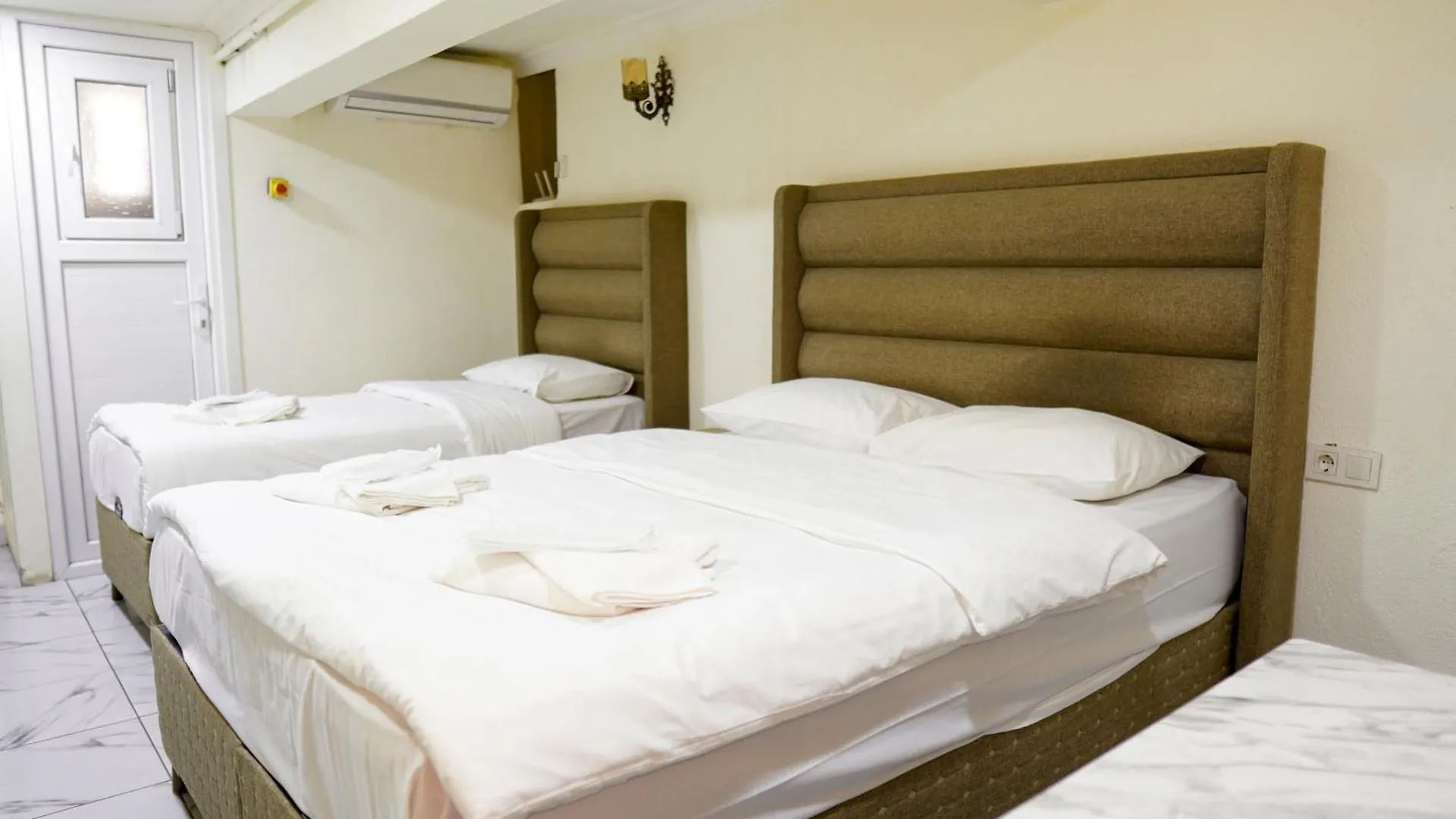 Laos Otel Istambul Turquie