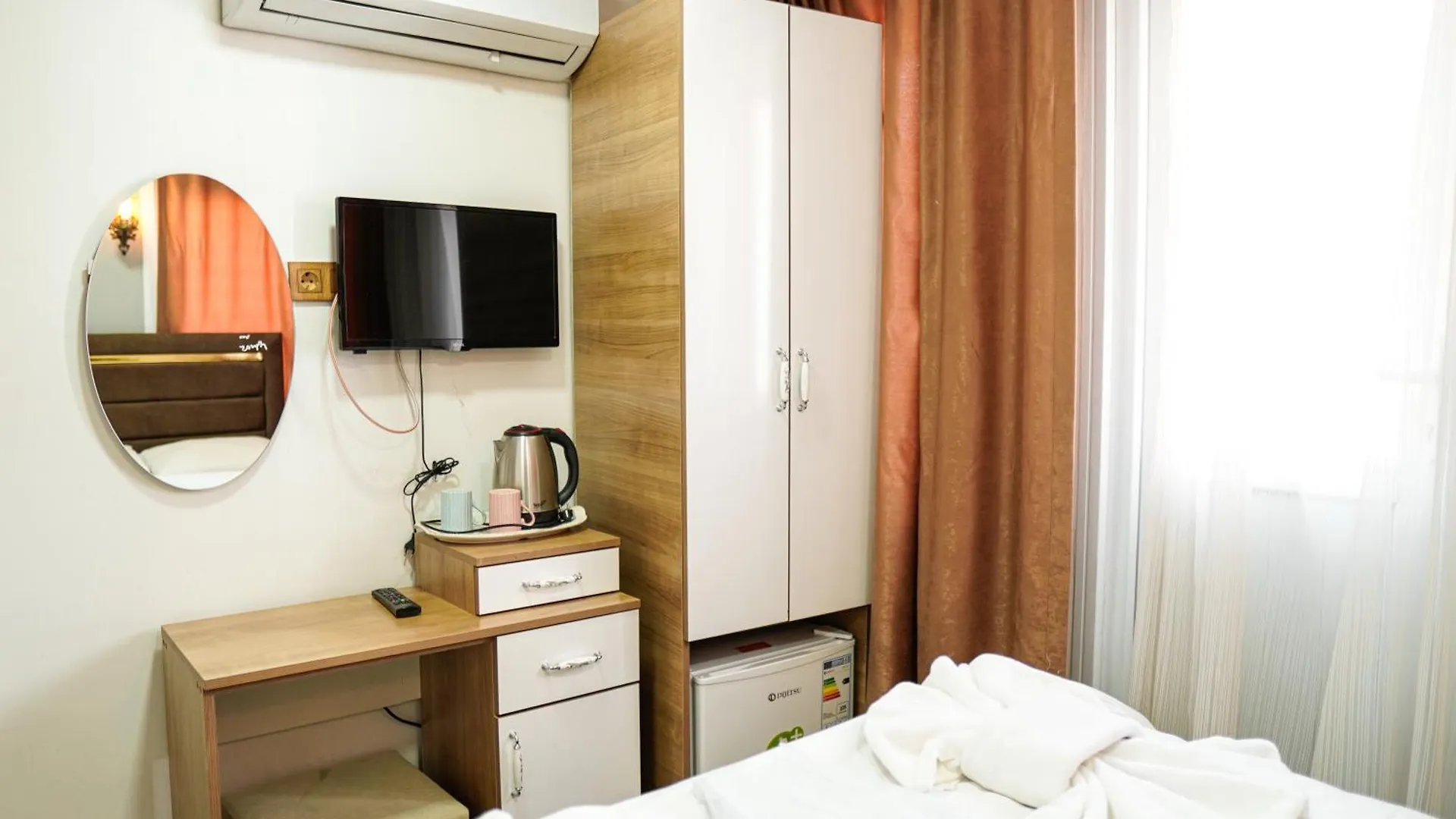 Hotel Laos Otel Istambul