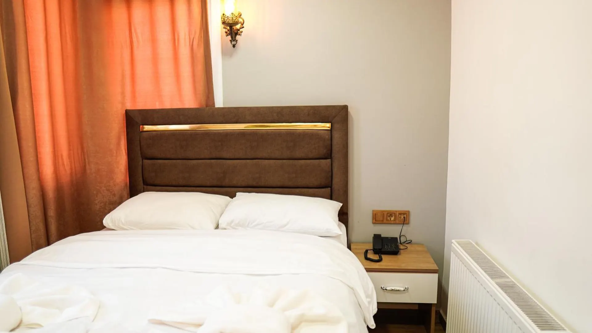 Laos Otel 伊斯坦布尔 酒店