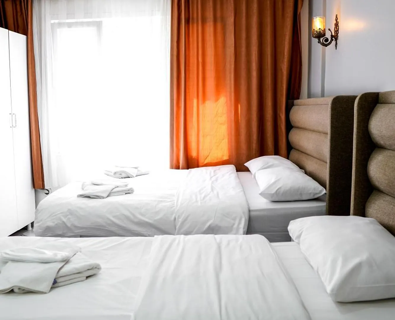 Laos Otel Istambul Hotel