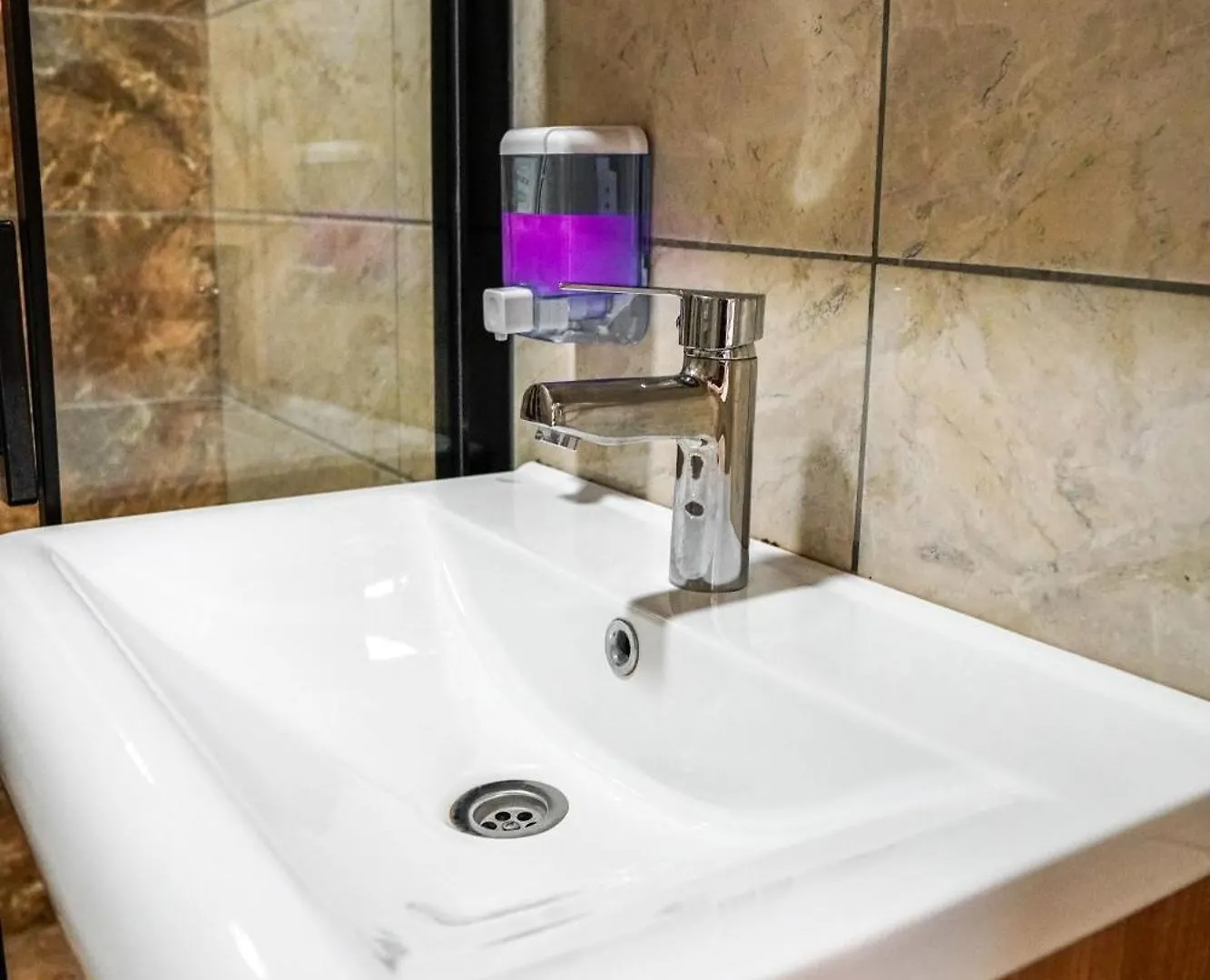 ホテル Laos Otel イスタンブール